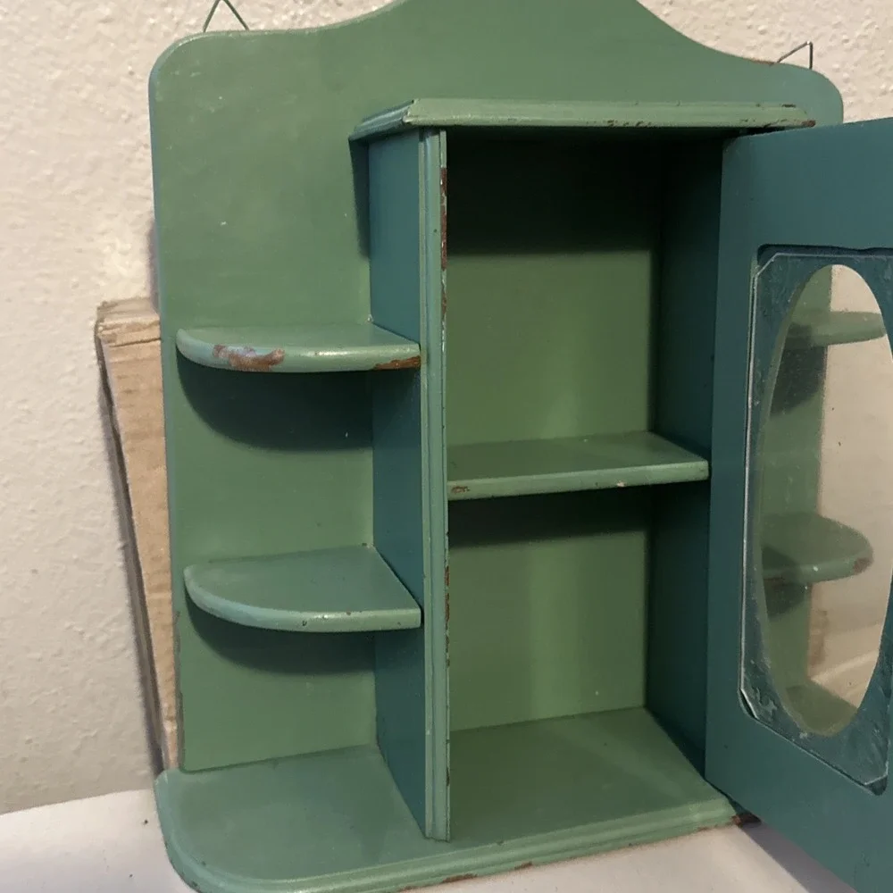 Vintage Wooden Curio Cabinet Display Shelf Glass Door Free-Standing/Wall Mount